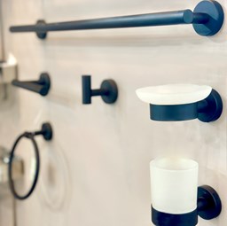 Show products in category Black circular bathroom accessories set Picture for category Black circular bathroom accessories set